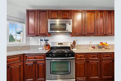 13966 Driftwood, Victorville, CA 92395 - Photo 11