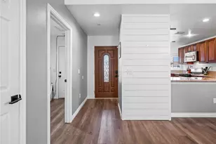 13966 Driftwood, Victorville, CA 92395 - Photo 7