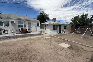 137 W Fredricks, Barstow, CA 92311 - Photo 3