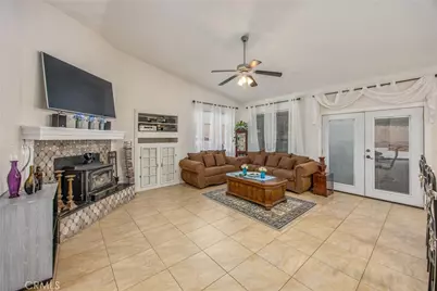 13997 Riverside, Apple Valley, CA 92307 - Photo 15