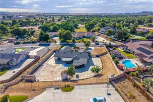 13997 Riverside, Apple Valley, CA 92307 - Photo 57
