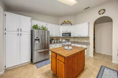 13997 Riverside, Apple Valley, CA 92307 - Photo 15