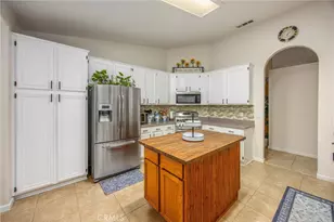 13997 Riverside, Apple Valley, CA 92307 - Photo 15