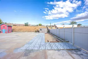 13997 Riverside, Apple Valley, CA 92307 - Photo 53
