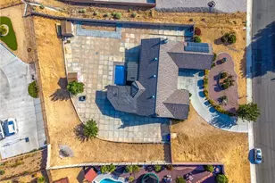 13997 Riverside, Apple Valley, CA 92307 - Photo 41