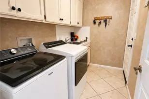 14666 Robin, Helendale, CA 92342 - Photo 19