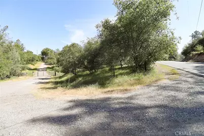11627 Pattison, Burson, CA 95225 - Photo 9