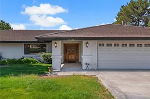 16450 Tao Rd, Apple Valley, CA 92307 - Photo 5