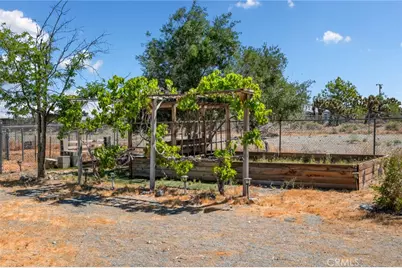 2572 Tokay Road, Phelan, CA 92371 - Photo 33