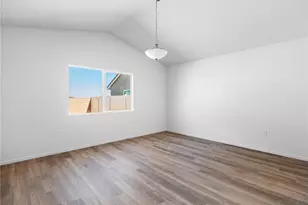 11785 Sebastian Dr #1&amp 2, Adelanto, CA 92301 - Photo 19