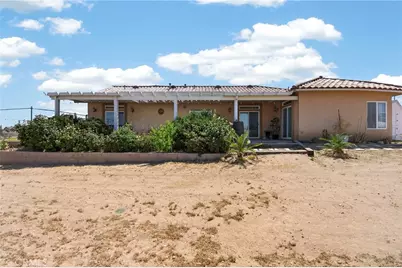 11380 Rochester, Phelan, CA 92371 - Photo 47