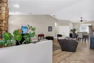 11380 Rochester, Phelan, CA 92371 - Photo 9