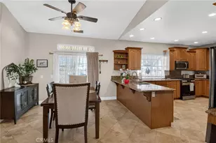 11380 Rochester, Phelan, CA 92371 - Photo 15