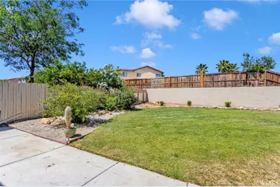 13278 Cardinal, Victorville, CA 92392 - Photo 55