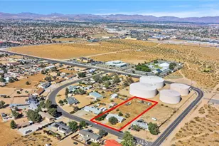 11725 Chisholm Trail, Victorville, CA 92392 - Photo 47
