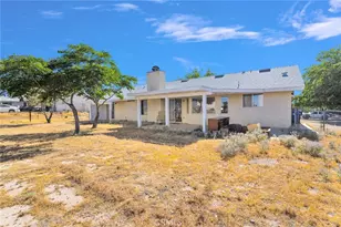 11725 Chisholm Trail, Victorville, CA 92392 - Photo 37