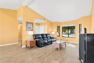 11725 Chisholm Trail, Victorville, CA 92392 - Photo 9