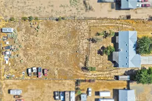 11725 Chisholm Trail, Victorville, CA 92392 - Photo 41
