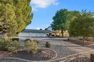 11631 Whitehaven, Oak Hills, CA 92344 - Photo 1