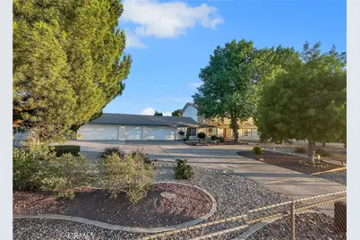 11631 Whitehaven, Oak Hills, CA 92344 - Photo 5