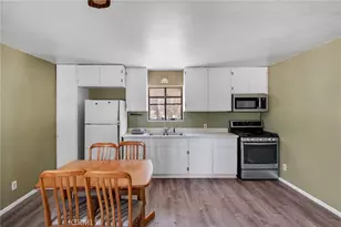 11631 Whitehaven, Oak Hills, CA 92344 - Photo 45