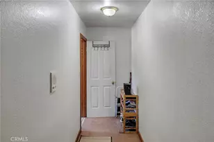 11631 Whitehaven, Oak Hills, CA 92344 - Photo 23