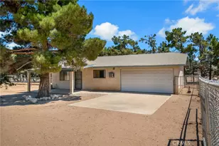 11631 Whitehaven, Oak Hills, CA 92344 - Photo 43