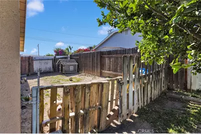 9055 Elm Avenue, Fontana, CA 92335 - Photo 39