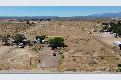 10877 Chamberlaine Way, Adelanto, CA 92301 - Photo 3