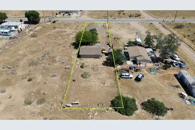 10877 Chamberlaine Way, Adelanto, CA 92301 - Photo 5