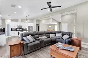 12744 Pauhaska, Apple Valley, CA 92308 - Photo 9