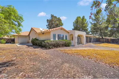 20403 Ochoa, Apple Valley, CA 92307 - Photo 5