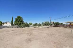 18190 Hiawatha Rd, Apple Valley, CA 92307 - Photo 25