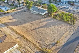 15177 Mendota, Apple Valley, CA 92307 - Photo 43