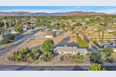 15177 Mendota, Apple Valley, CA 92307 - Photo 41
