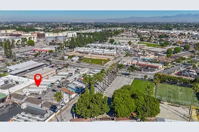 9020 Somerset Boulevard #19, Bellflower, CA 90706 - Photo 11