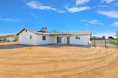12810 Navajo, Apple Valley, CA 92308 - Photo 37
