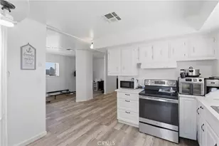 5885 Dos Palmas, Phelan, CA 92371 - Photo 13
