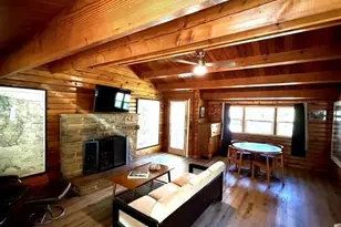 531 Mountain View, Wrightwood, CA 92397 - Photo 9