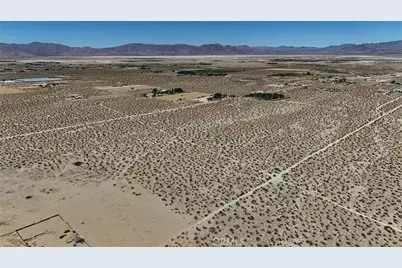 712 Fairlane, Lucerne Valley, CA 92356 - Photo 3