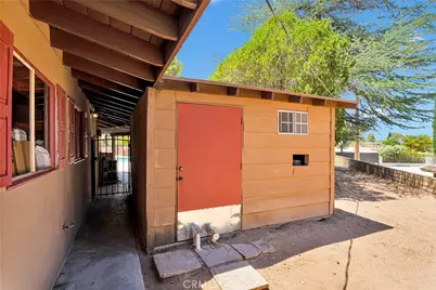 19955 Chickasaw Road, Apple Valley, CA 92307 - Photo 47