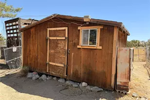 10623 Desert View, Pinon Hills, CA 92372 - Photo 37
