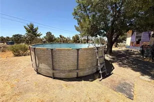 10623 Desert View, Pinon Hills, CA 92372 - Photo 27