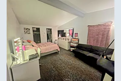 10623 Desert View, Pinon Hills, CA 92372 - Photo 11