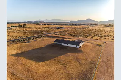 16925 Nanticoke, Apple Valley, CA 92307 - Photo 69