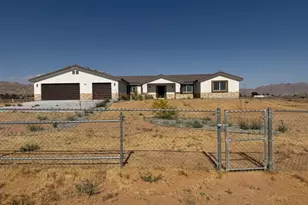 16925 Nanticoke, Apple Valley, CA 92307 - Photo 1