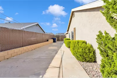 14383 Birchwood Drive, Hesperia, CA 92344 - Photo 31
