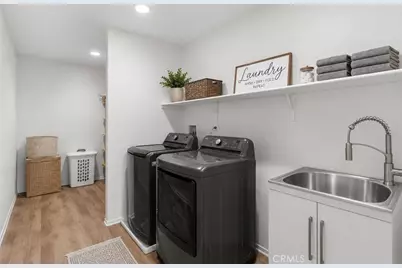 13343 Macaw Place, Victorville, CA 92395 - Photo 17