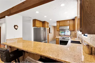 12780 Santa Anita Trail, Victorville, CA 92395 - Photo 19