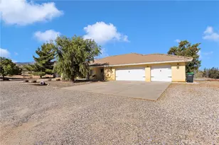 3632 Cambria Rd, Phelan, CA 92371 - Photo 3